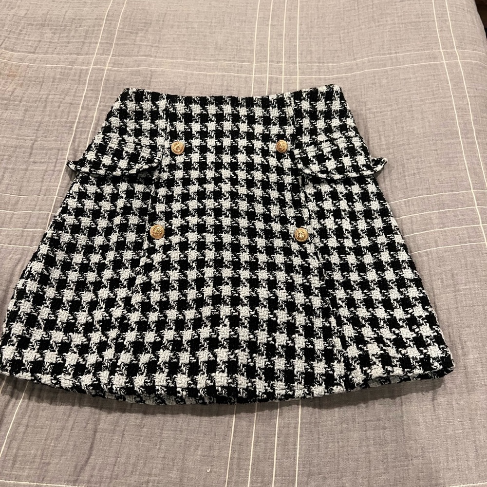 Francesca’s skirt size XS